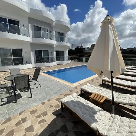 Arf - With Jacuzzi At The Complex * Emba