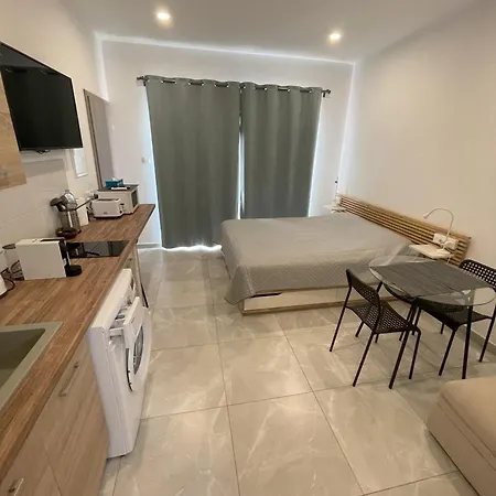 Apartment Arf - With Jacuzzi At The Complex Emba