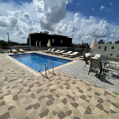 Arf - With Jacuzzi At The Complex * Emba