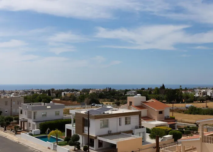 Arf - With Jacuzzi At The Complex *