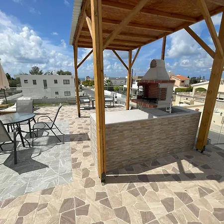 Arf - With Jacuzzi At The Complex *