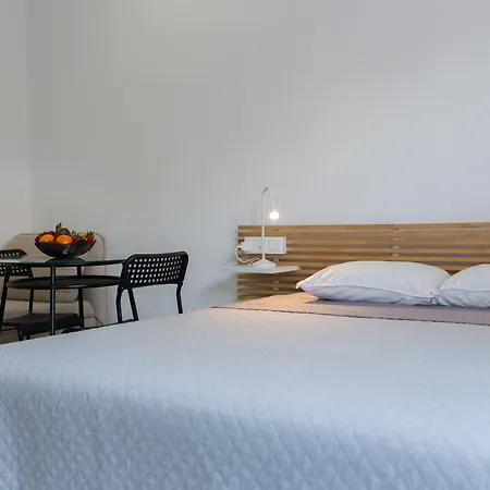 Arf - With Jacuzzi At The Complex