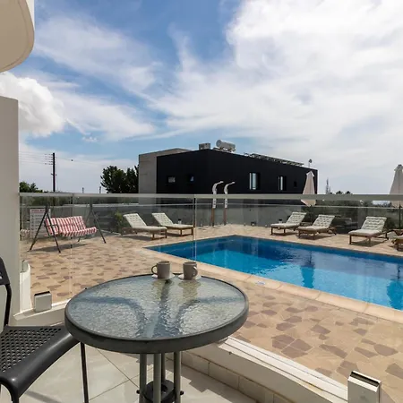 Arf - With Jacuzzi At The Complex *